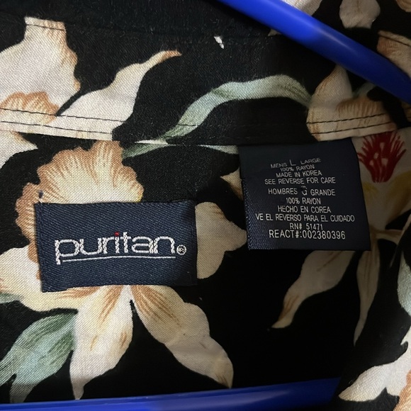 Rayon vacation Hawaiian style shirt. B6 - Picture 4 of 5